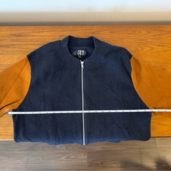 Le 31. Simons Brand. Medium zip up sweater. - Picture 3 of 4